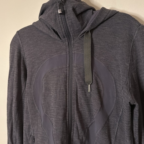 Lululemon In Stride Jacket in Coal - Picture 5 of 10